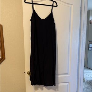 GAP Black Midi Dress